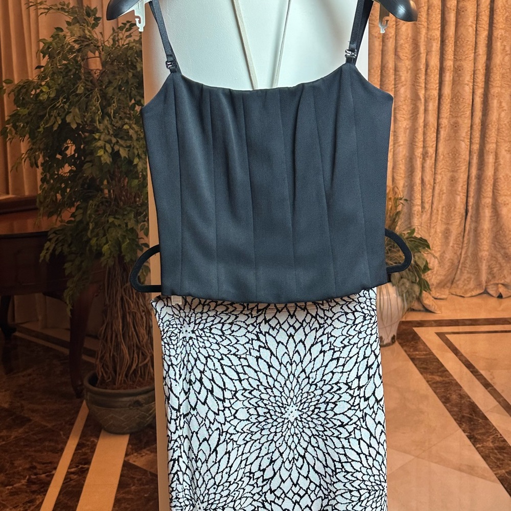 St. John Silk Camisole & Rhinestone Skirt Set | Made in Italy | Size S - Picture 2 of 16